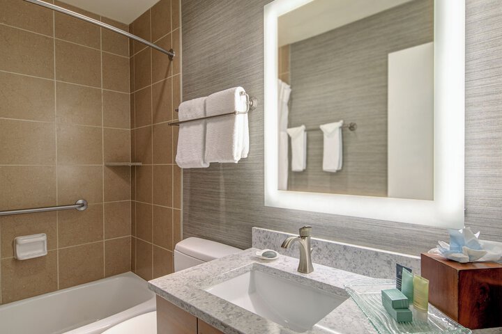 Hallmark Resort - Cannon Beach