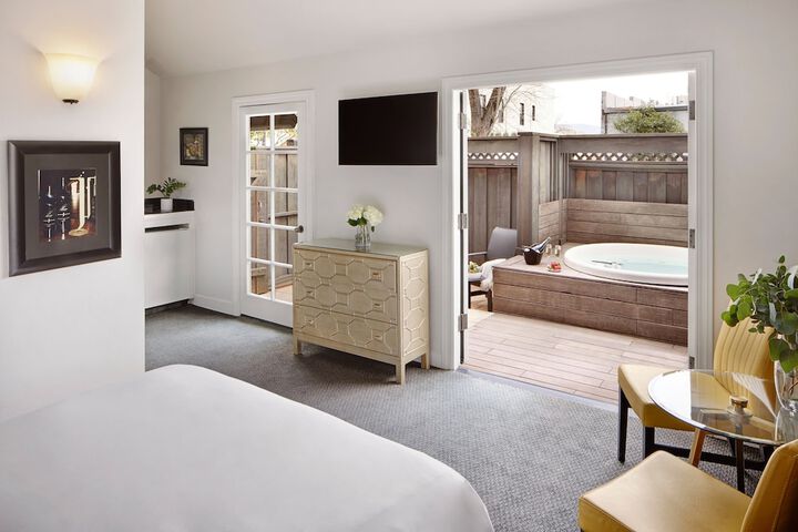 Mount View Hotel & Spa