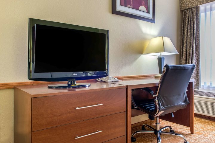 Room 21 of 36