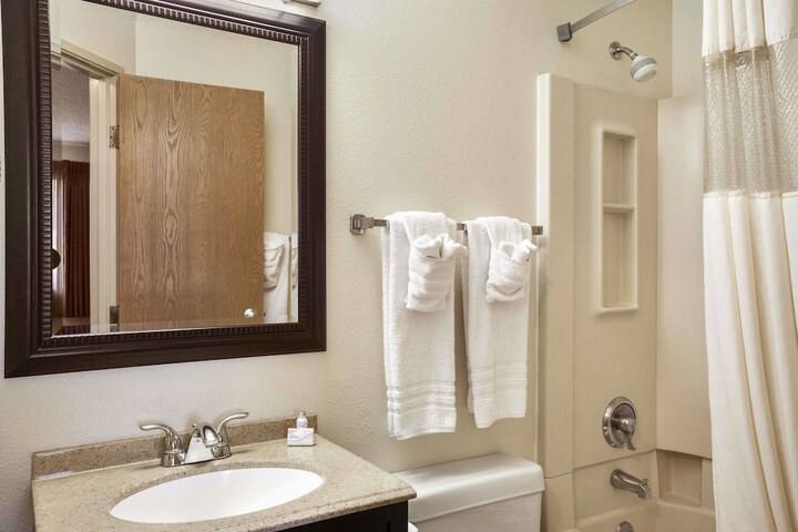 Room 4 of 21