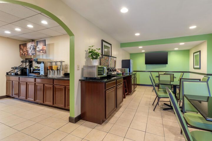 SureStay Hotel by Best Western East Brunswick