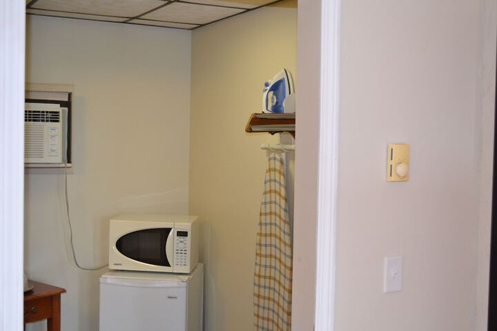 Room 12 of 20