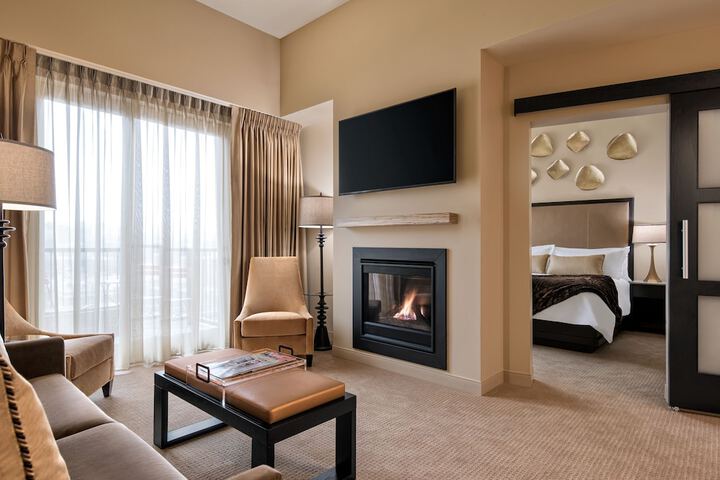 Room 9 of 35
