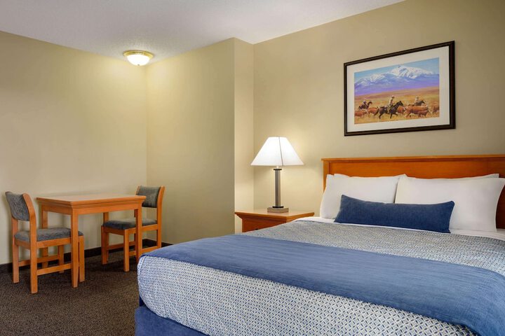 Room 7 of 22
