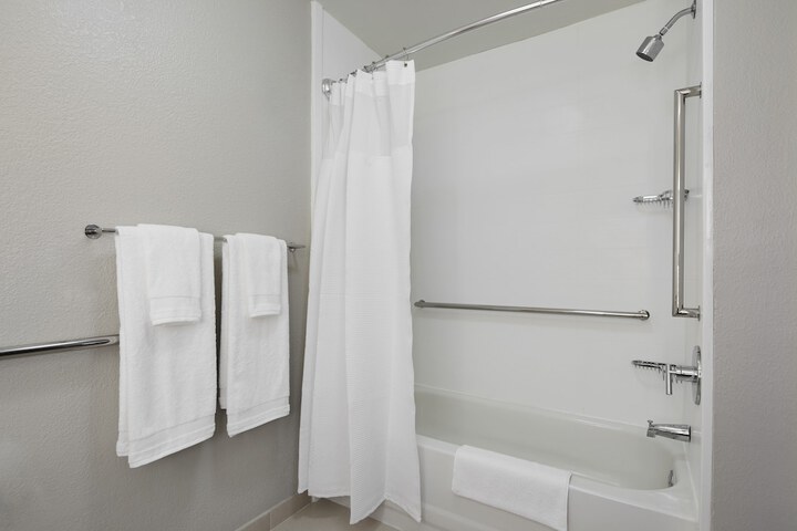Room 15 of 35
