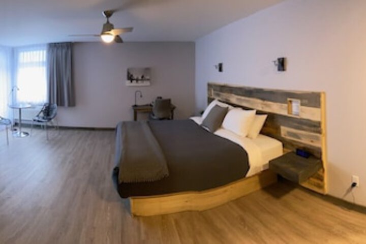 Room 38 of 57
