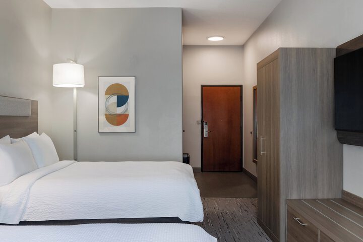 Room 49 of 64