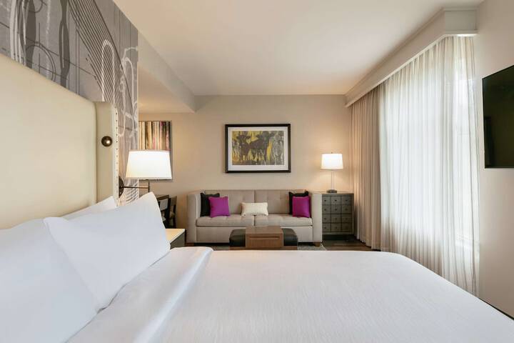 Room 40 of 62