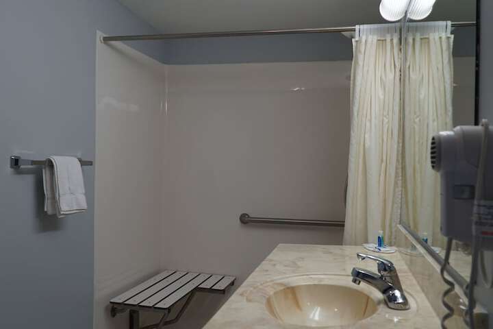 Room 22 of 50