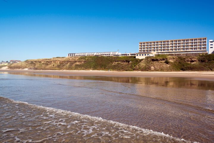 Elizabeth Oceanfront Suites an Ascend Collection Hotel