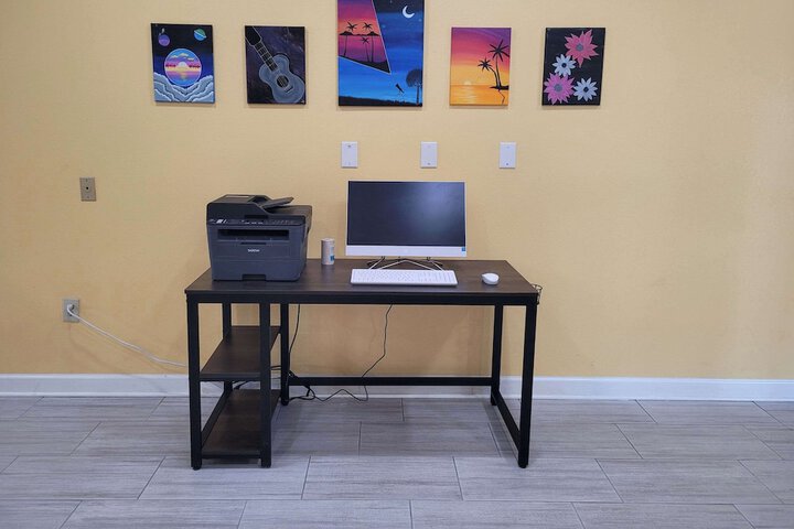 Business Center 25 of 25