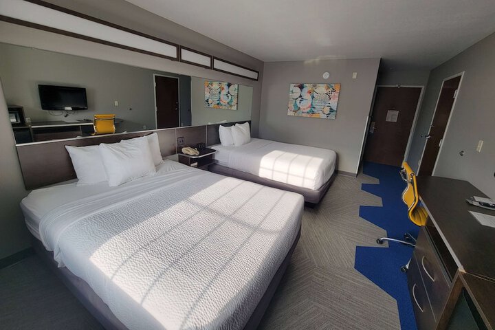 Room 28 of 54