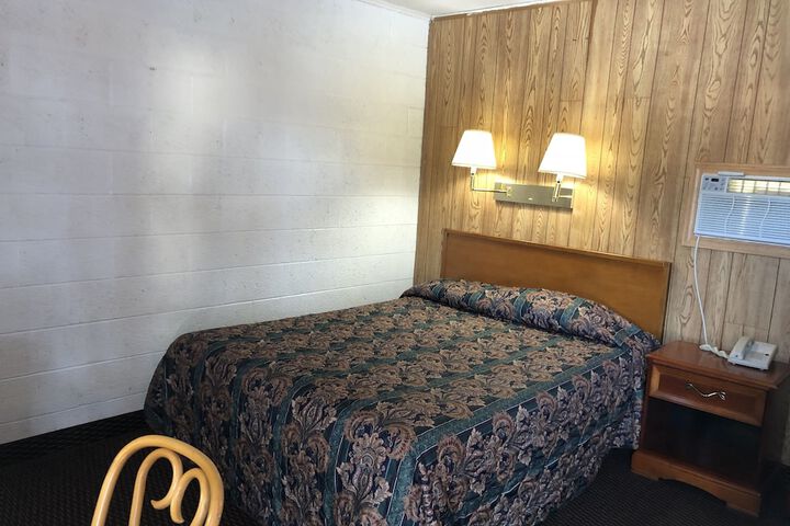 Room 48 of 51