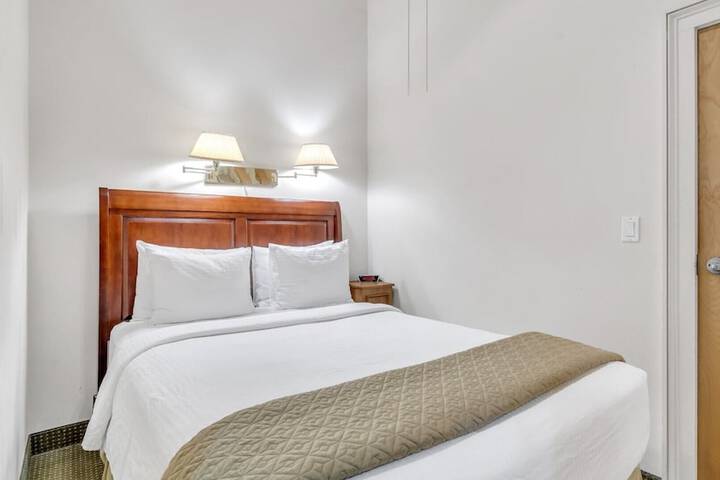 Room 45 of 130