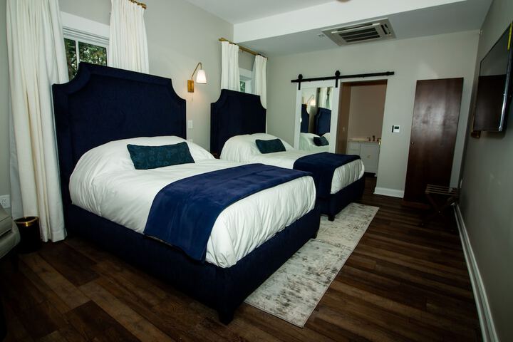 Room 16 of 62