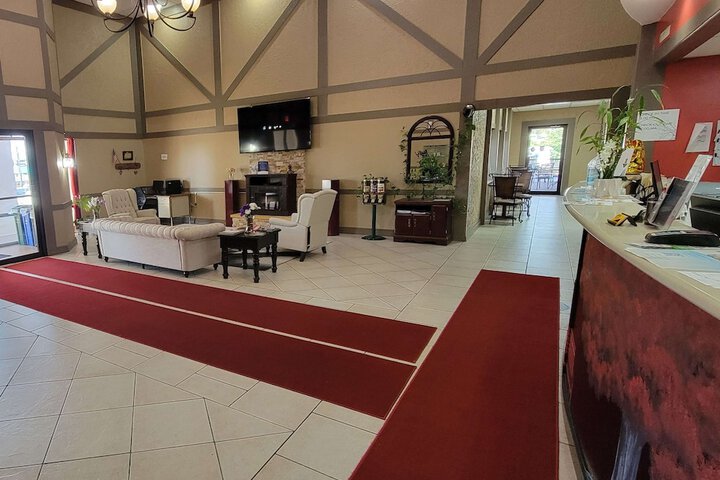 Ramada by Wyndham Mountain Home
