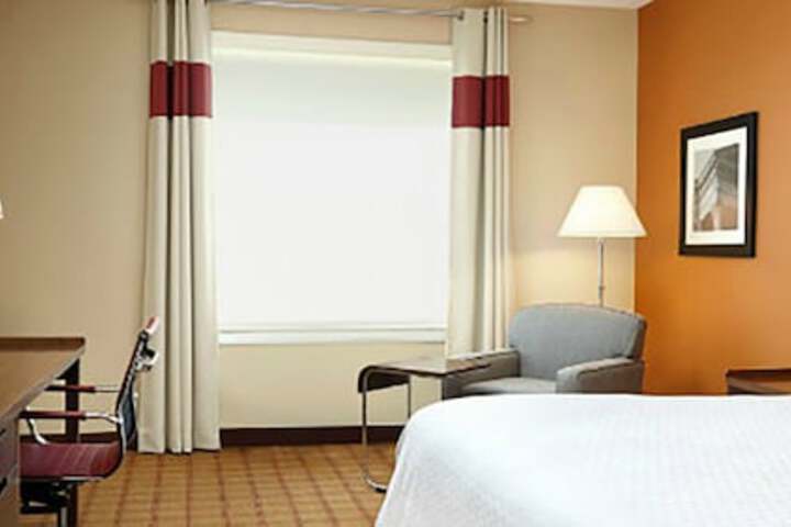 Room 26 of 39
