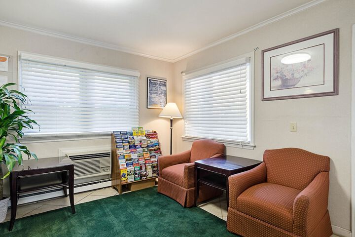 Econo Lodge Sturbridge Route 20