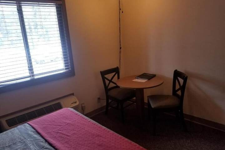 Room 7 of 35