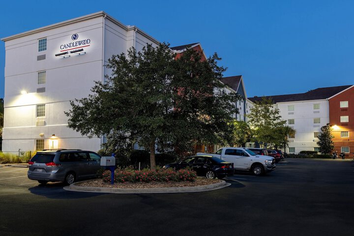 Hotel 6 of 45