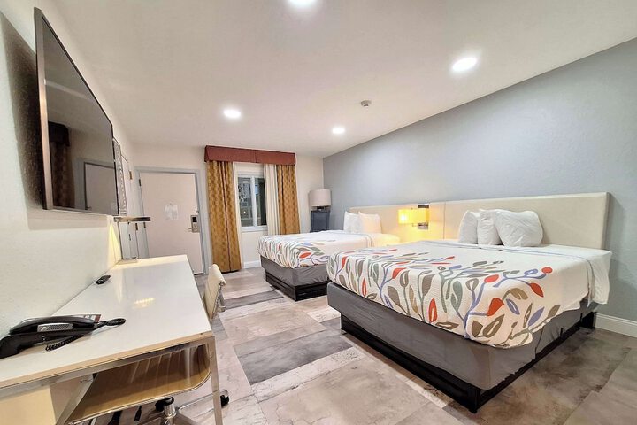 Room 14 of 46