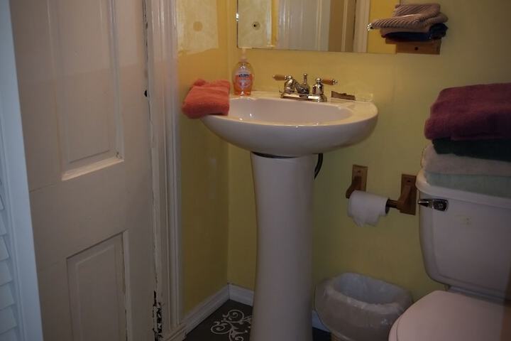 Room 12 of 31