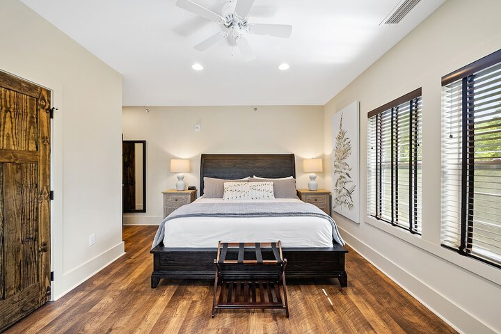 Room 10 of 48