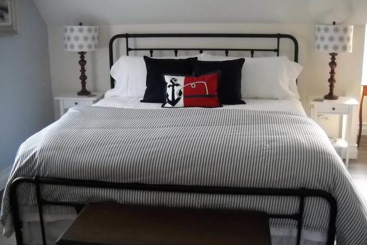 Room 81 of 126