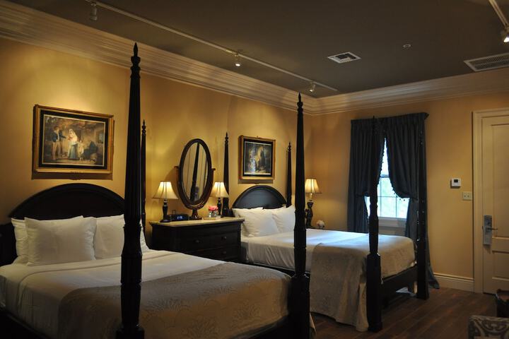Room 31 of 49