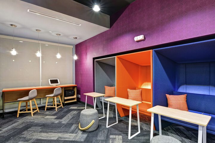 Business Center 48 of 48