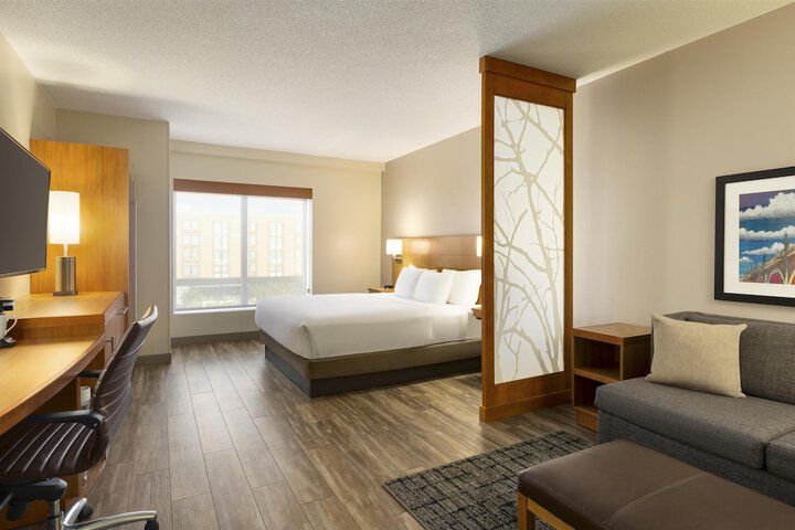 Hyatt Place Columbia / Downtown/The Vista
