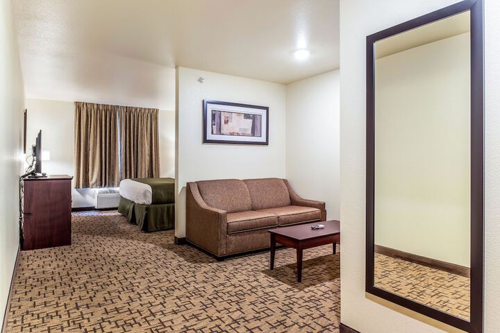 Room 12 of 36