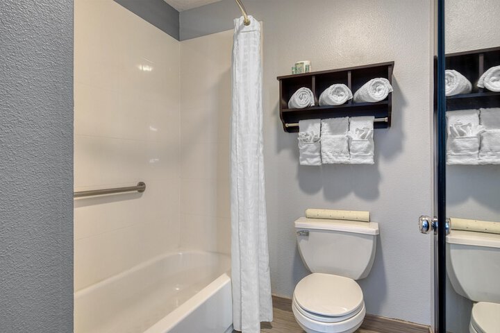 Best Western Lake Conroe Inn