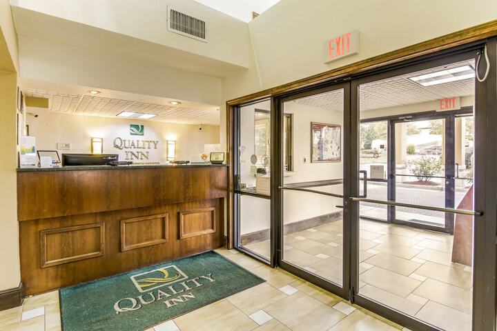 Quality Inn Stone Mountain