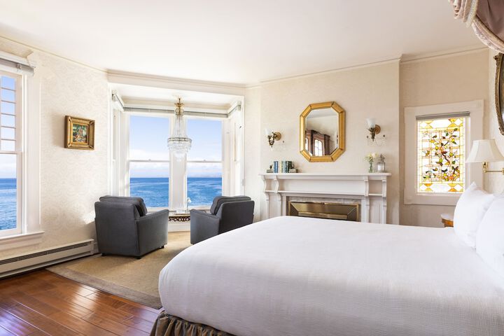Seven Gables Inn on Monterey Bay a Kirkwood Collection Property