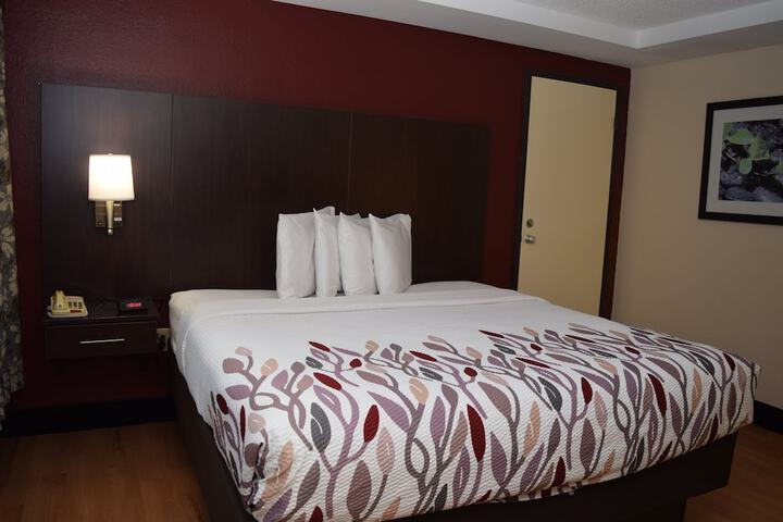 Red Roof Inn Batavia