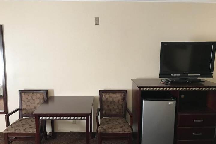 Room 40 of 42