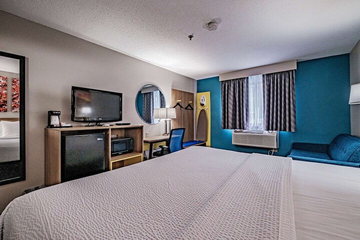 Room 35 of 52