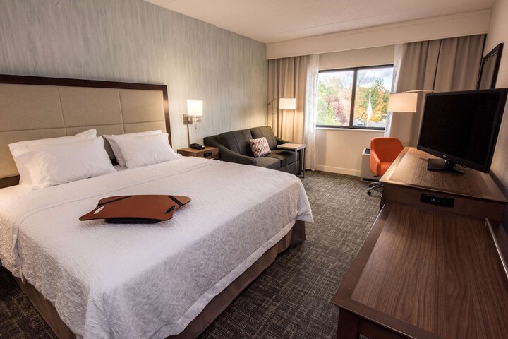 Room 21 of 37
