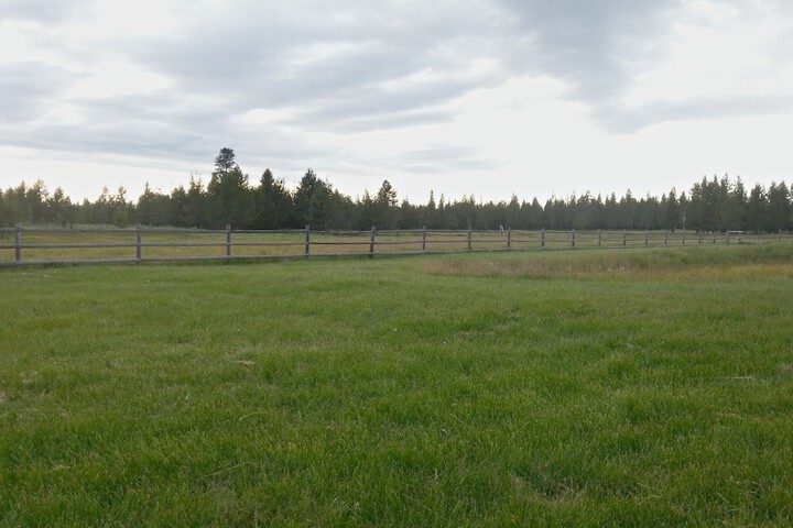 DiamondStone Guest Lodges