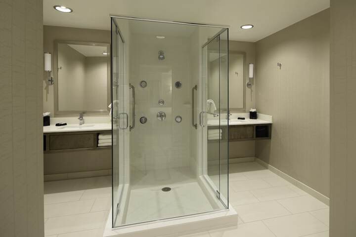 Holiday Inn Cincinnati N - West Chester by IHG