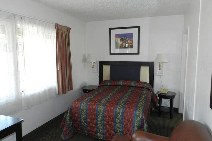 Starlite Motel