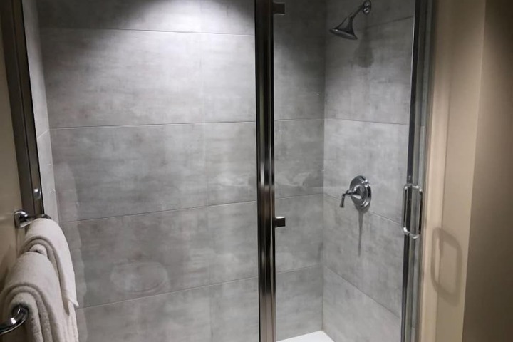 Room 12 of 30