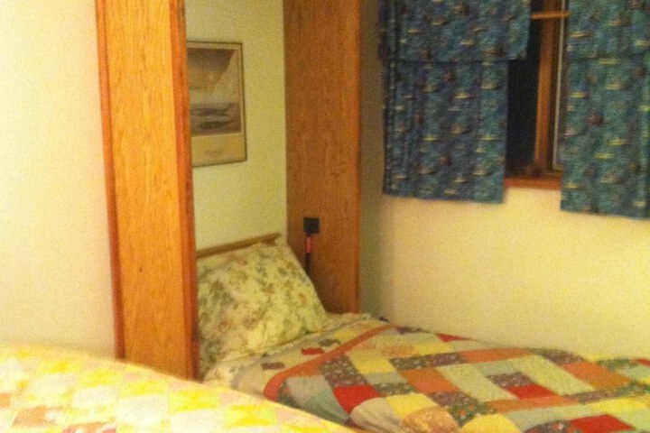 Room 9 of 30