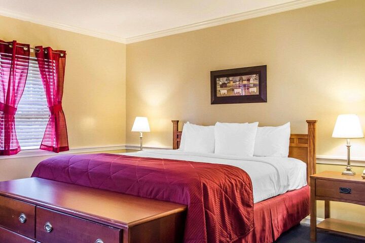 Clarion Inn Strasburg - Lancaster