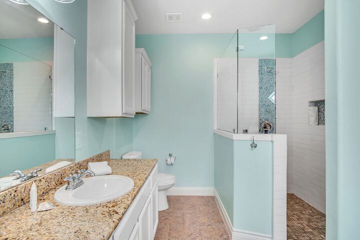 Room 15 of 29