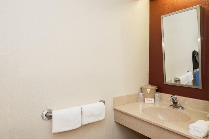 Room 22 of 35