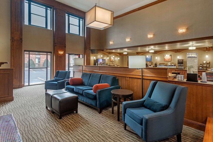 Hotel Interior 14 of 73
