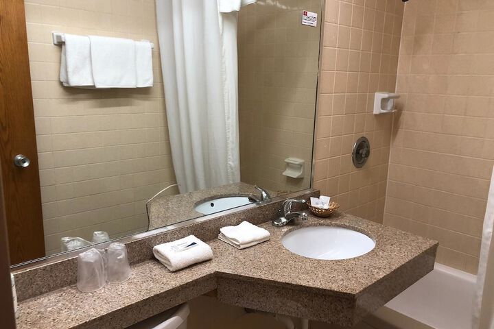 Red Carpet Inn North Syracuse