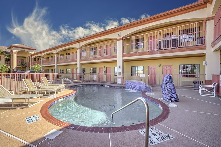 Pool 7 of 38